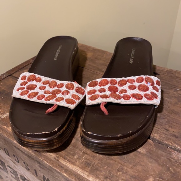 Donald J Pliner Size 9.5 M pink & white beaded brown slides, good used condition - Picture 6 of 10
